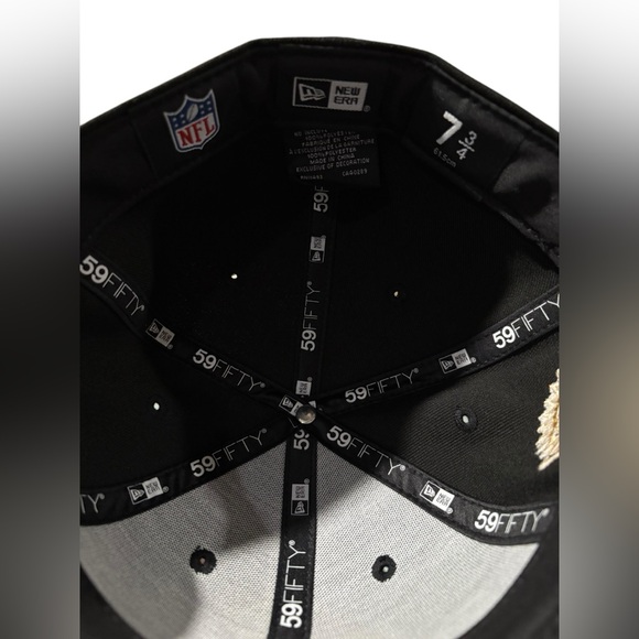 New Era | San Francisco 49ers Hat | Size: 7 3/4 61.5cm | Color: Black & Red - Picture 2 of 10